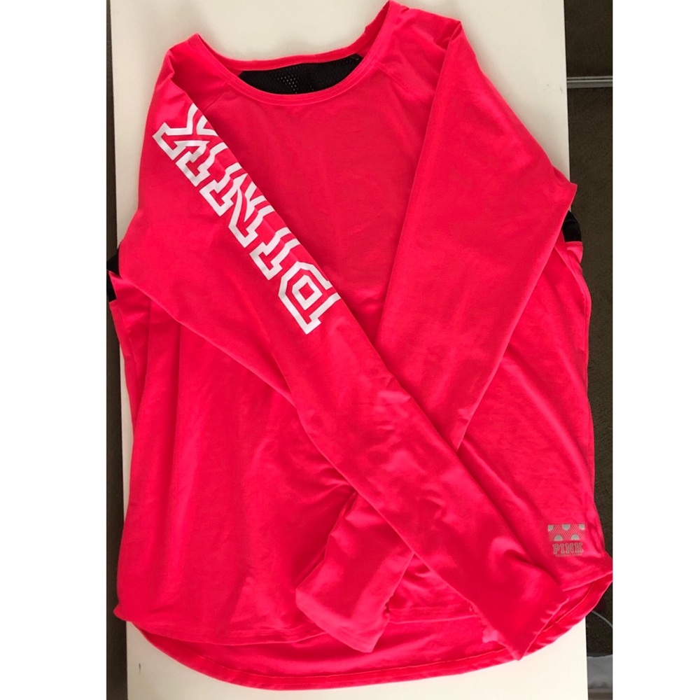 VS long sleeve workout shirt